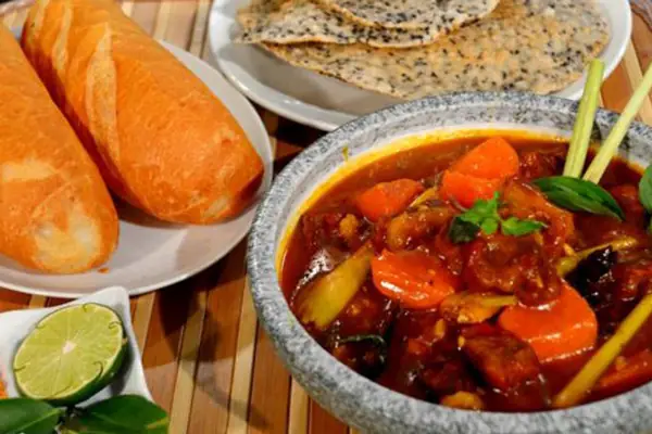 Cách Nấu Bò Kho Nước Dừa Sữa Tươi Thơm Ngon Chuẩn Vị Miền Nam Cách Nấu Bò Kho Nước Dừa Sữa Tươi Thơm Ngon Chuẩn Vị Miền Nam