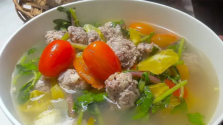 Cách Nấu Canh Chua Thịt Bò Thơm Ngon, Chuẩn Vị Tại Nhà Cách Nấu Canh Chua Thịt Bò Thơm Ngon, Chuẩn Vị Tại Nhà