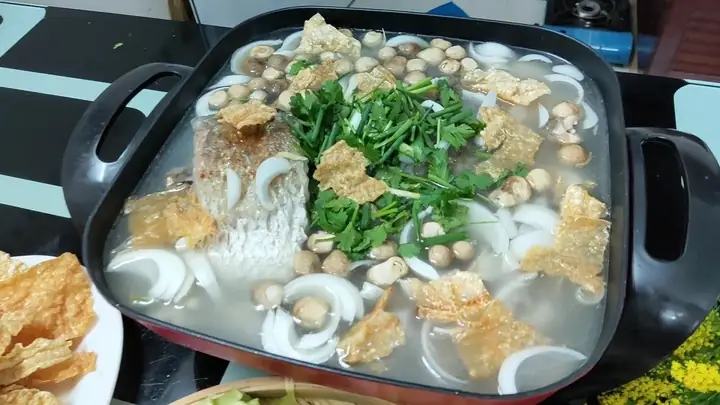 Cách Nấu Lẩu Cá Chẽm Chua Cay Thơm Ngon Chuẩn Vị Tại Nhà