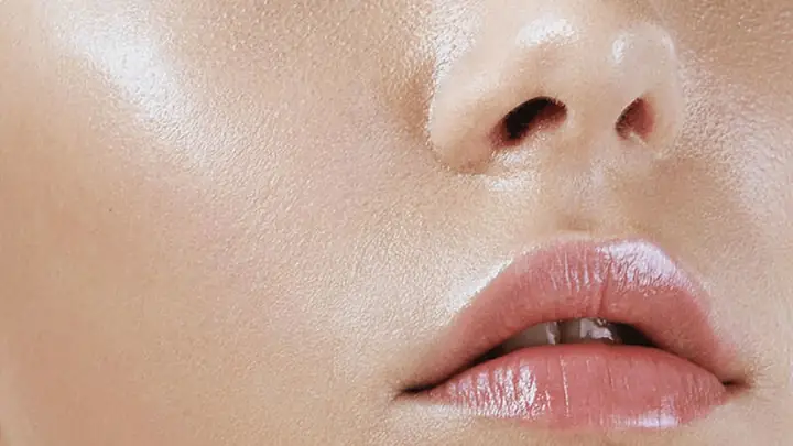 Cách Trang Điểm Bằng Phấn Rôm