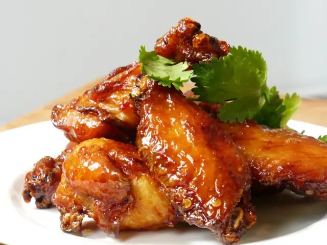 Hướng Dẫn Chi Tiết Cách Làm Cánh Gà Chiên Mật Ong Giòn Ngon Tại Nhà Hướng Dẫn Chi Tiết Cách Làm Cánh Gà Chiên Mật Ong Giòn Ngon Tại Nhà