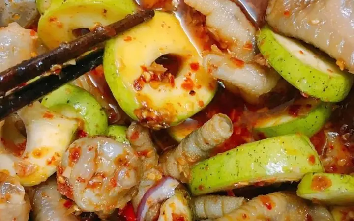 Hướng Dẫn Chi Tiết Cách Làm Chân Gà Trộn Xoài Non Chua Cay Hấp Dẫn Tại Nhà Hướng Dẫn Chi Tiết Cách Làm Chân Gà Trộn Xoài Non Chua Cay Hấp Dẫn Tại Nhà
