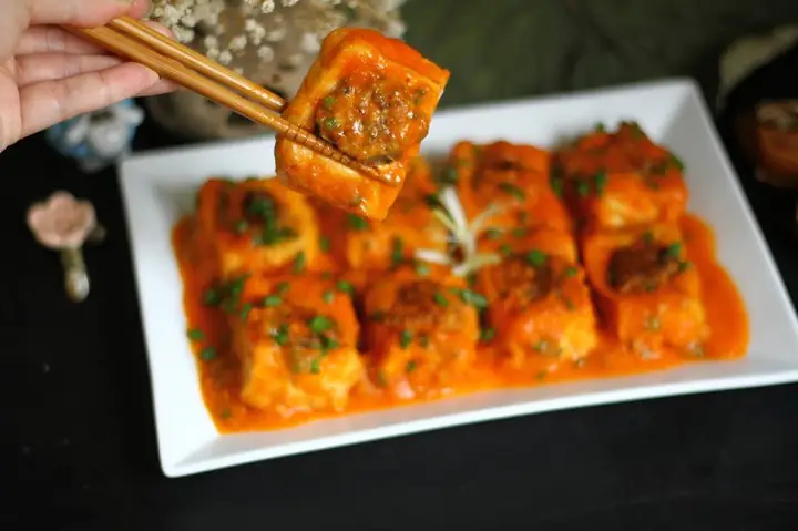 Cách Làm Đậu Hũ Dồn Thịt Sốt Nước Tương Đậm Đà Chuẩn Vị Gia Đình