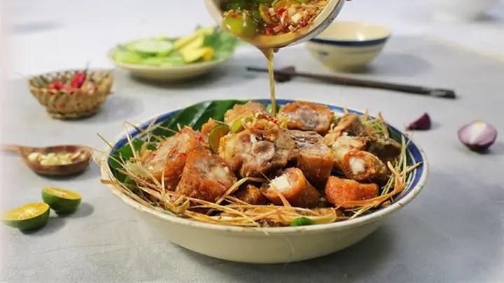 Hướng Dẫn Chi Tiết Cách Làm Đuôi Heo Chiên Nước Mắm Giòn Ngon Tại Nhà Hướng Dẫn Chi Tiết Cách Làm Đuôi Heo Chiên Nước Mắm Giòn Ngon Tại Nhà