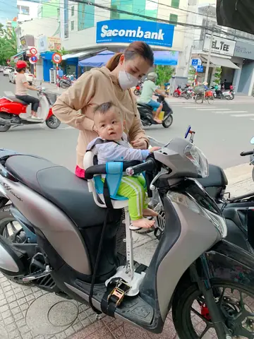Ghế Để Trước Xe Máy Cho Bé