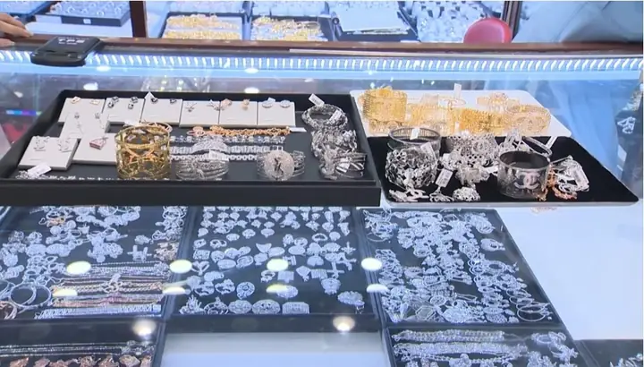 Giá Vàng 24k Tiệm Vàng Kim Hương Giá Vàng 24k Tiệm Vàng Kim Hương