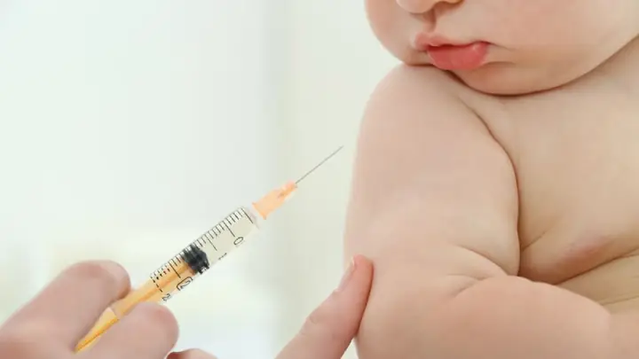 Hạ Sốt Cho Trẻ Sơ Sinh Khi Tiêm Phòng Hạ Sốt Cho Trẻ Sơ Sinh Khi Tiêm Phòng