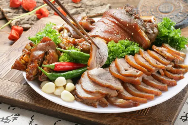30+ Món Nhậu Đơn Giản, Ngon, Dễ Làm Tại Nhà Để Lai Rai & Đãi Khách