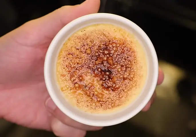 Hướng Dẫn Làm Bánh Flan (crème Brûlée) Không Cần Lò Nướng: Công Thức Dễ Làm Tại Nhà