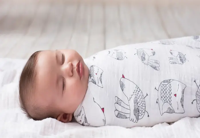 Làm Cách Nào Để Trẻ Sơ Sinh Hết Giật Mình