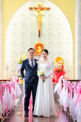 Lễ Cưới Nhà Thờ