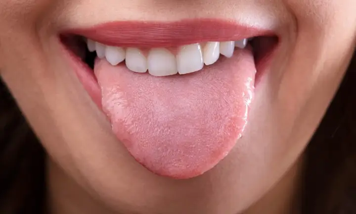 Lưỡi Chẻ Tướng Số