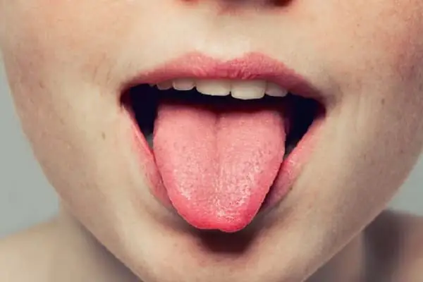 Lưỡi Chẻ Tướng Số