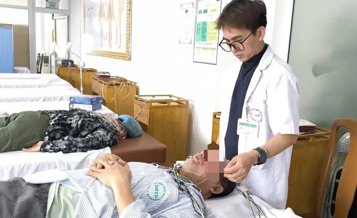 Miệng Méo Tướng Số Miệng Méo Tướng Số