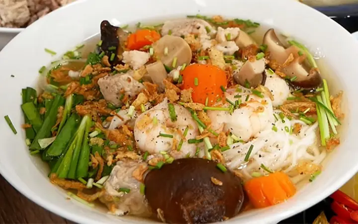 Tổng Hợp 20+ Món Nước Ngon, Dễ Làm Tại Nhà Cho Mọi Dịp Tổng Hợp 20+ Món Nước Ngon, Dễ Làm Tại Nhà Cho Mọi Dịp