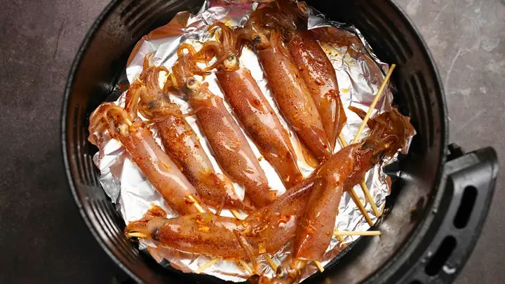 Hướng Dẫn Làm Mực Nướng Sa Tế Bằng Nồi Chiên Không Dầu Ngon Chuẩn Vị Hướng Dẫn Làm Mực Nướng Sa Tế Bằng Nồi Chiên Không Dầu Ngon Chuẩn Vị