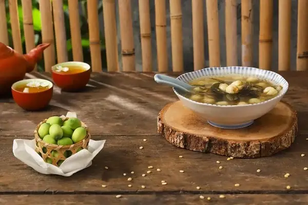 Hướng Dẫn Chi Tiết Cách Nấu Chè Đậu Xanh Hạt Sen Đường Phèn Thơm Ngon Tại Nhà Hướng Dẫn Chi Tiết Cách Nấu Chè Đậu Xanh Hạt Sen Đường Phèn Thơm Ngon Tại Nhà