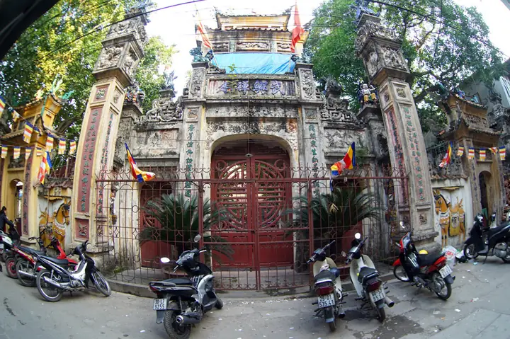 Ngõ Chùa Hưng Ký