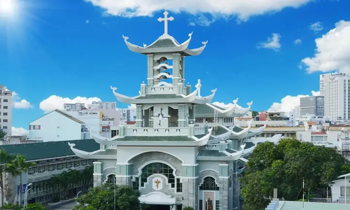 Nhà Thờ Ba Chuông