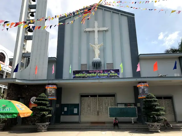 Nhà Thờ Bùi Phát Nhà Thờ Bùi Phát