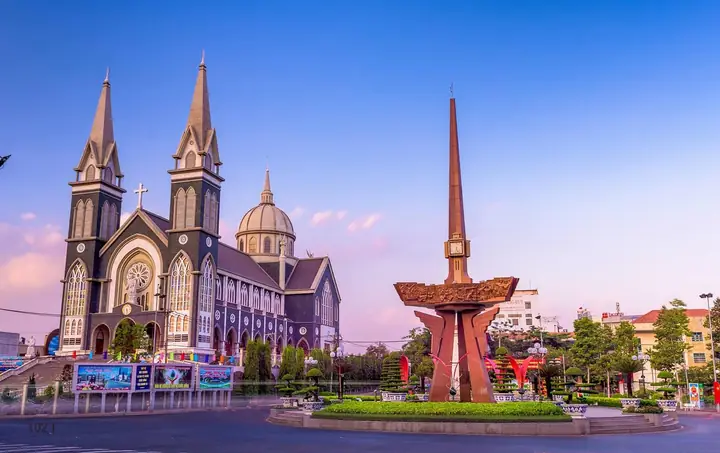 Nhà Thờ Chánh Tòa Nhà Thờ Chánh Tòa