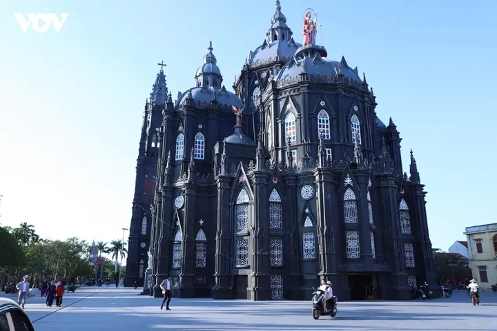 Nhà Thờ Hưng Nghĩa Nhà Thờ Hưng Nghĩa