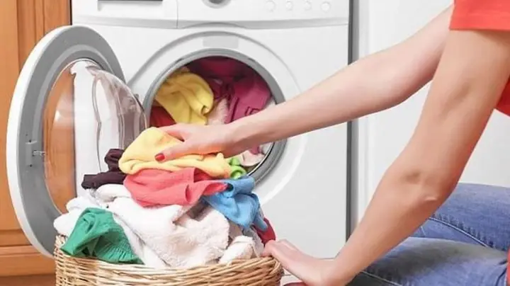 Quần Áo Trẻ Sơ Sinh Có Nên Giặt Máy