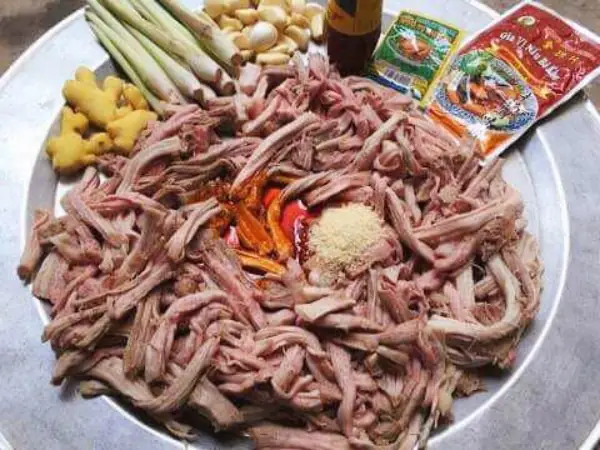 Cách Làm Thịt Lợn Xào Giả Bò Thơm Ngon, Mềm Như Thịt Thật