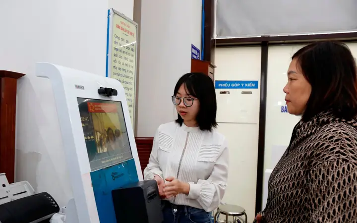 Thủ Tướng Mặt Lồn Thủ Tướng Mặt Lồn