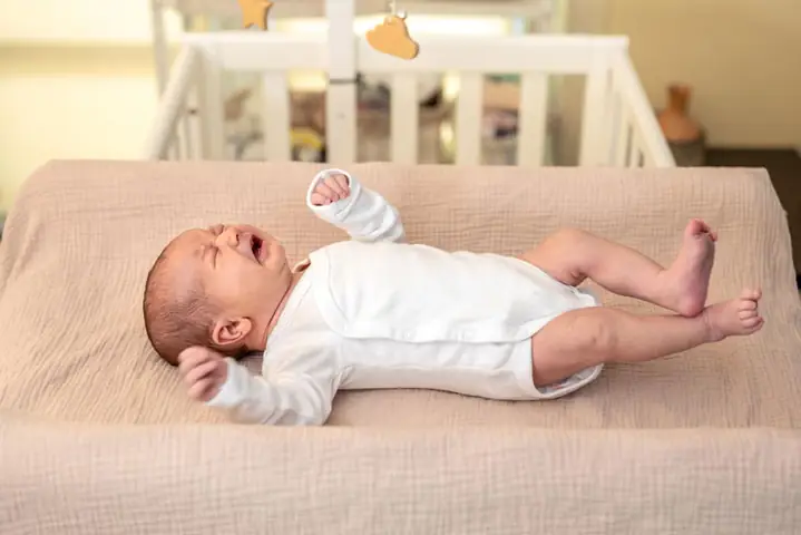 Trẻ Sơ Sinh Đau Bụng Từng Cơn