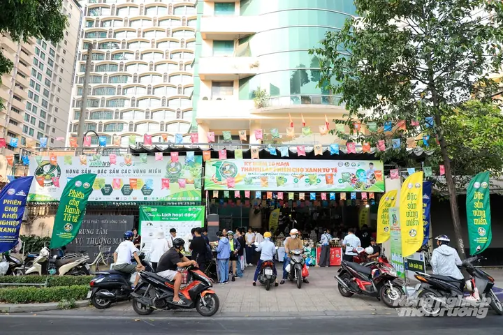 Tử Vi Tướng Số Pasteur