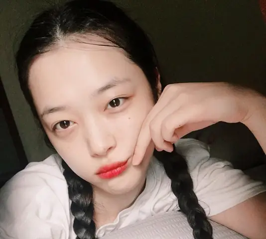 Tướng Số Người Không Có Chân Mày Tướng Số Người Không Có Chân Mày