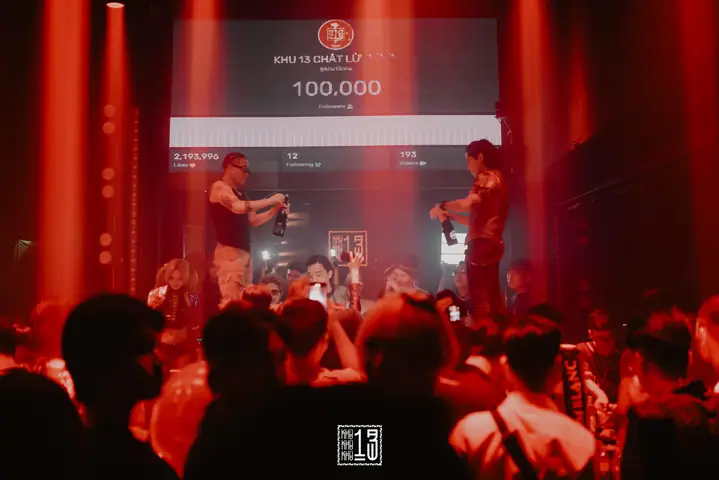 Khu 13 Phạm Ngũ Lão: Thông Tin Chi Tiết Và Hướng Dẫn Đặt Bàn Tại Nightclub Nổi Tiếng Quận 1 Khu 13 Phạm Ngũ Lão: Thông Tin Chi Tiết Và Hướng Dẫn Đặt Bàn Tại Nightclub Nổi Tiếng Quận 1