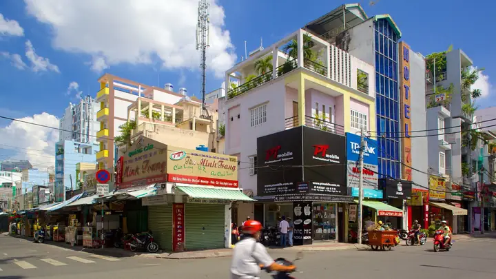 Trải Nghiệm Ẩm Thực Tại 26 Phố Bùi Thị Xuân: Bún Ốc Nguội Và Những Địa Điểm Nổi Bật Trải Nghiệm Ẩm Thực Tại 26 Phố Bùi Thị Xuân: Bún Ốc Nguội Và Những Địa Điểm Nổi Bật