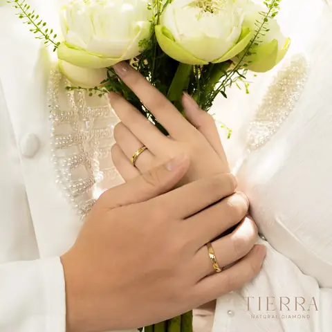 Hướng Dẫn Chi Tiết Cách Chụp Ảnh Đeo Nhẫn Cưới Đẹp, Sáng Tạo Và Chuẩn Chuyên Nghiệp Hướng Dẫn Chi Tiết Cách Chụp Ảnh Đeo Nhẫn Cưới Đẹp, Sáng Tạo Và Chuẩn Chuyên Nghiệp