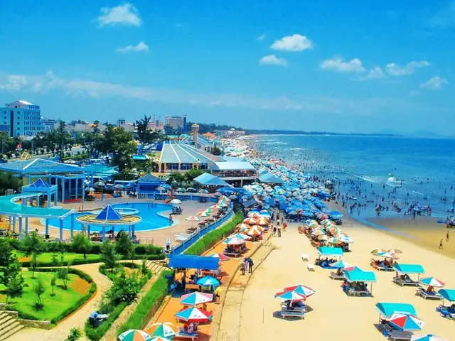 Các Bãi Biển Đẹp Ở Lagi Bình Thuận: Kinh Nghiệm Tham Quan Và Vui Chơi Chi Tiết Các Bãi Biển Đẹp Ở Lagi Bình Thuận: Kinh Nghiệm Tham Quan Và Vui Chơi Chi Tiết