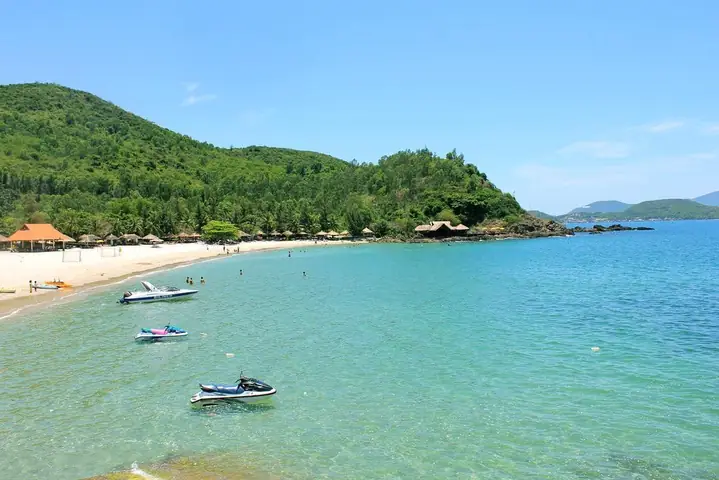 Hướng Dẫn Chi Tiết Khám Phá Bãi Biển Nhũ Tiên Nha Trang: Địa Điểm, Hoạt Động Và Mẹo Du Lịch