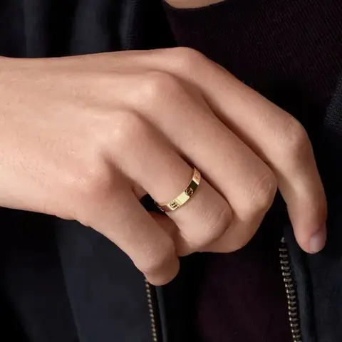 Bán Lại Nhẫn Cartier: Có Được Không? Lỗ Bao Nhiêu? Hướng Dẫn Chi Tiết Từ A-z Bán Lại Nhẫn Cartier: Có Được Không? Lỗ Bao Nhiêu? Hướng Dẫn Chi Tiết Từ A-z