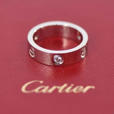 Hướng Dẫn Tra Bảng Size Nhẫn Cartier Và Cách Đo Size Chuẩn Xác Tại Nhà Hướng Dẫn Tra Bảng Size Nhẫn Cartier Và Cách Đo Size Chuẩn Xác Tại Nhà