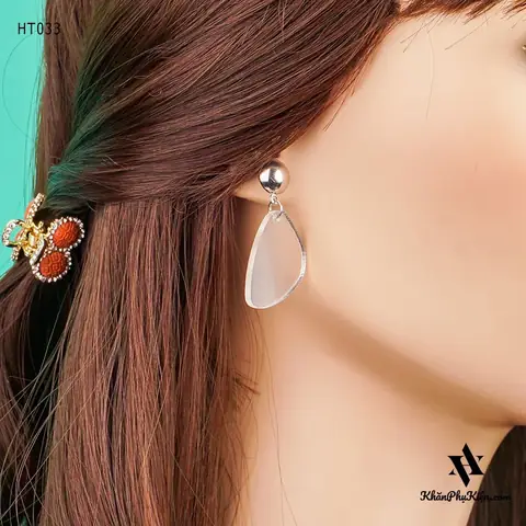 Bông Tai Trong Suốt Là Gì? Cách Chọn, Bảo Quản Và Mua Sắm Thông Minh Cho Người Mới Xỏ Bông Tai Trong Suốt Là Gì? Cách Chọn, Bảo Quản Và Mua Sắm Thông Minh Cho Người Mới Xỏ