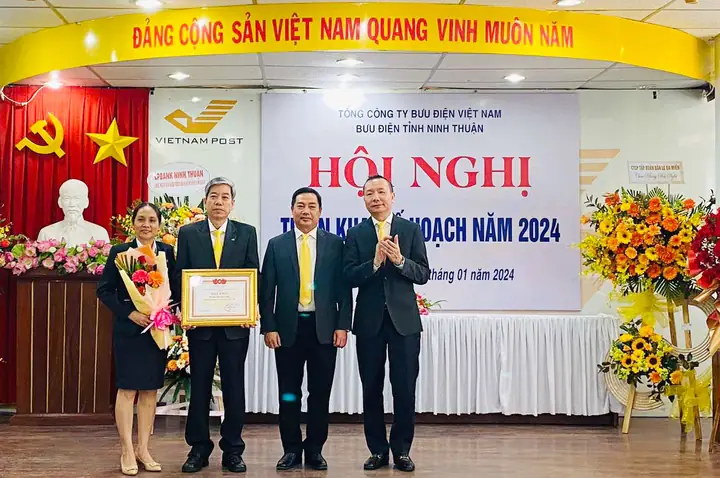 Bưu Điện Tỉnh Ninh Thuận: Danh Sách Địa Chỉ, Giờ Làm Việc Và Tra Cứu Dịch Vụ Mới Nhất Bưu Điện Tỉnh Ninh Thuận: Danh Sách Địa Chỉ, Giờ Làm Việc Và Tra Cứu Dịch Vụ Mới Nhất