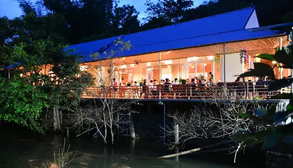 Nhà Hàng Cá Hồi Hang Dơi Mộc Châu: Review Menu, Địa Chỉ Và Trải Nghiệm Thực Khách Nhà Hàng Cá Hồi Hang Dơi Mộc Châu: Review Menu, Địa Chỉ Và Trải Nghiệm Thực Khách