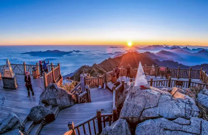 Top 15 Địa Điểm Du Lịch Sapa Không Thể Bỏ Qua 2026 Top 15 Địa Điểm Du Lịch Sapa Không Thể Bỏ Qua 2026