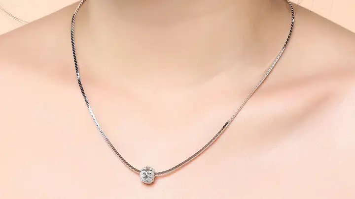 Các Loại Dây Chuyền Bạc: Hướng Dẫn Phân Loại, Đặc Điểm & Cách Chọn Cho Từng Phong Cách Các Loại Dây Chuyền Bạc: Hướng Dẫn Phân Loại, Đặc Điểm & Cách Chọn Cho Từng Phong Cách
