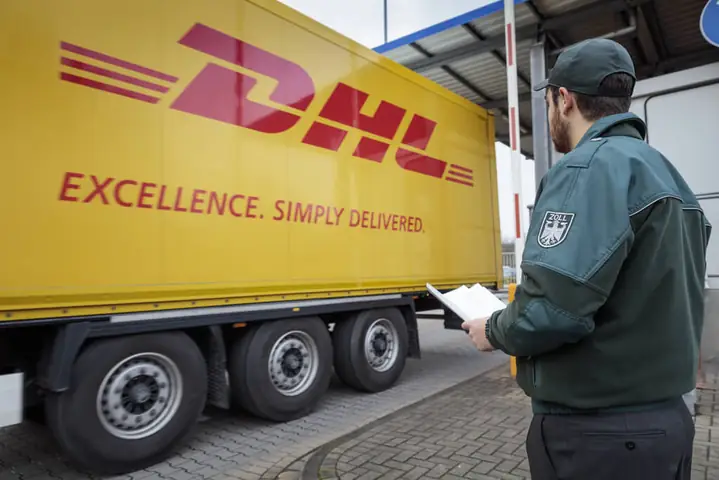 Hướng Dẫn Chi Tiết Cách Gửi Hàng Qua Dhl Express Từ A Đến Z Hướng Dẫn Chi Tiết Cách Gửi Hàng Qua Dhl Express Từ A Đến Z