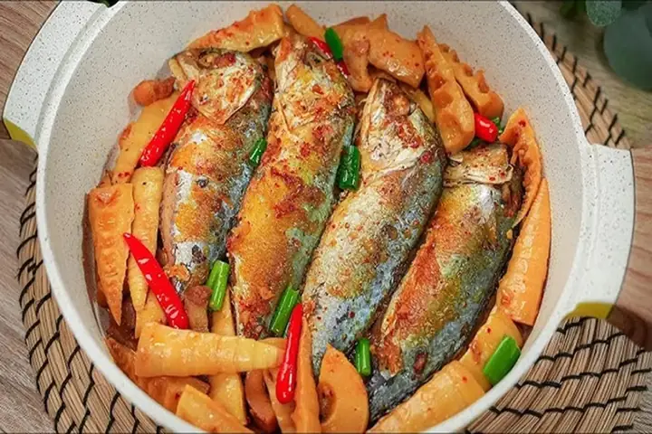 Cách Kho Cá Bạc Má Đậm Đà, Thơm Ngon Chuẩn Vị Tại Nhà Cách Kho Cá Bạc Má Đậm Đà, Thơm Ngon Chuẩn Vị Tại Nhà