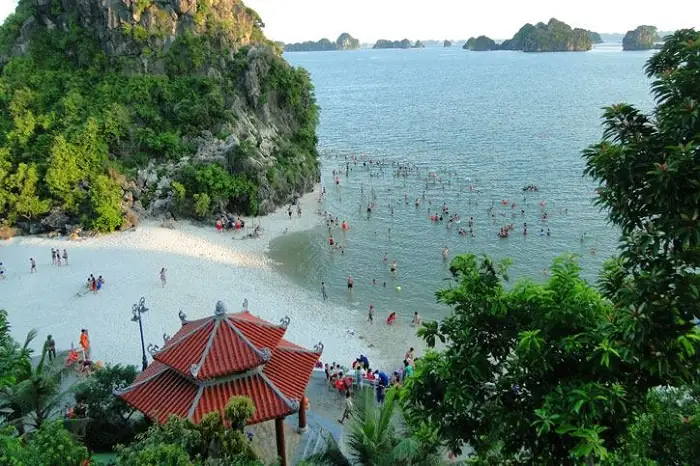 Cẩm Phả Có Gì Chơi? Top 8 Địa Điểm Du Lịch Không Thể Bỏ Qua Tại Quảng Ninh Cẩm Phả Có Gì Chơi? Top 8 Địa Điểm Du Lịch Không Thể Bỏ Qua Tại Quảng Ninh
