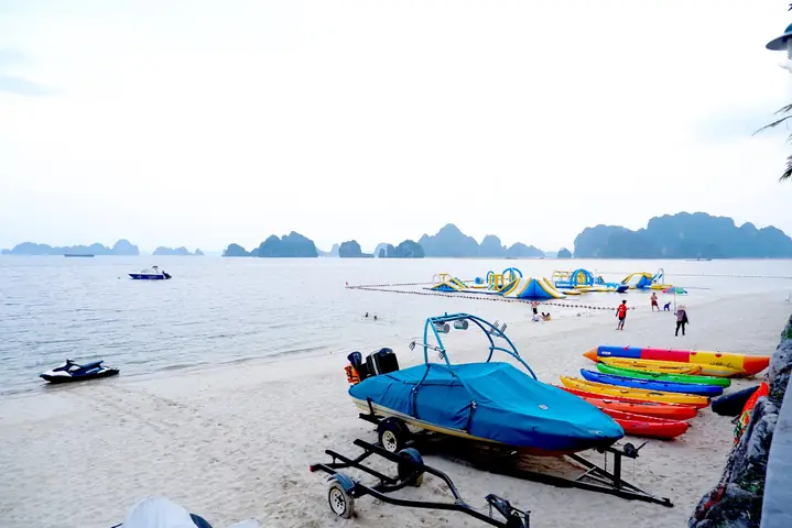 Cẩm Phả Có Gì Chơi? Top 8 Địa Điểm Du Lịch Không Thể Bỏ Qua Tại Quảng Ninh Cẩm Phả Có Gì Chơi? Top 8 Địa Điểm Du Lịch Không Thể Bỏ Qua Tại Quảng Ninh