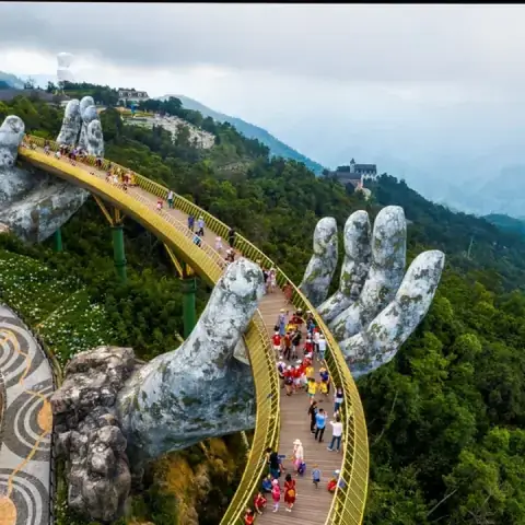 Cầu Vàng Ở Đâu? Địa Chỉ, Cách Đến Và Những Thông Tin Du Lịch Cần Biết Cầu Vàng Ở Đâu? Địa Chỉ, Cách Đến Và Những Thông Tin Du Lịch Cần Biết