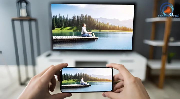 Hướng Dẫn Chi Tiết Cách Chiếu Hình Ảnh Điện Thoại Lên Tv Nhanh, Đơn Giản Và Hiệu Quả Cho Người Dùng Android & Ios Hướng Dẫn Chi Tiết Cách Chiếu Hình Ảnh Điện Thoại Lên Tv Nhanh, Đơn Giản Và Hiệu Quả Cho Người Dùng Android & Ios